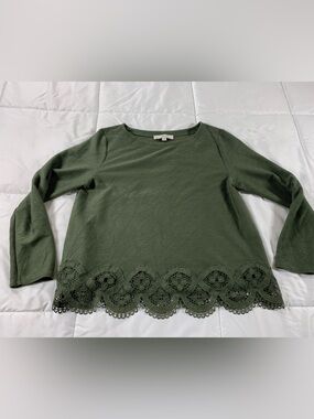 Pre loved LOFT longsleeve womens size L